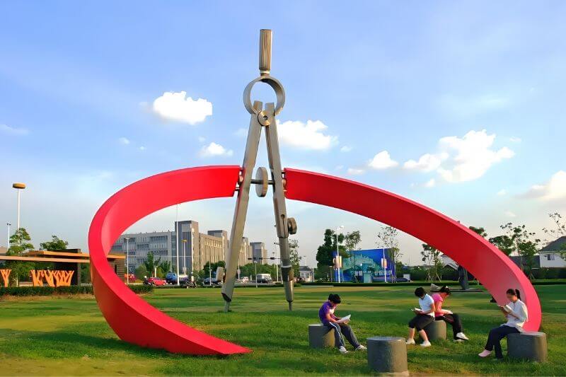 不锈钢雕塑设计如何打造独一无二的企业标志(zhì)的文(wén)章特色图片